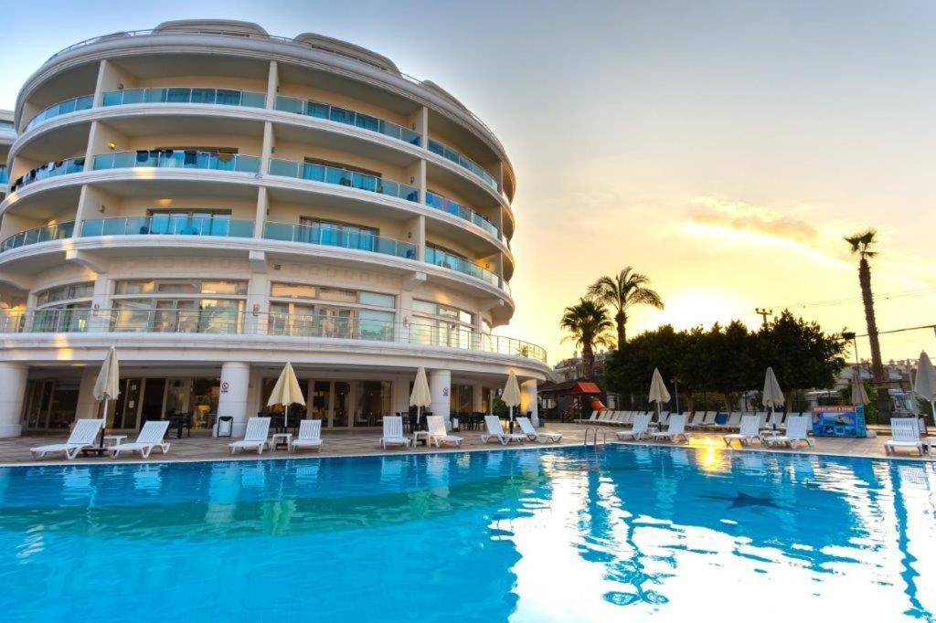 Pineta Park Deluxe Hotel มาร์มาริส ภายนอก รูปภาพ